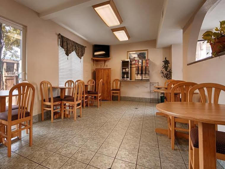 Cloverdale Wine Country Inn & Suites Экстерьер фото